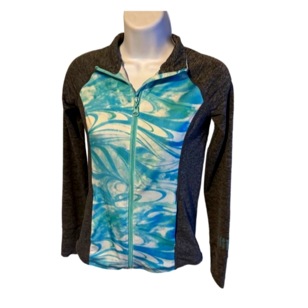 Activewear sweater